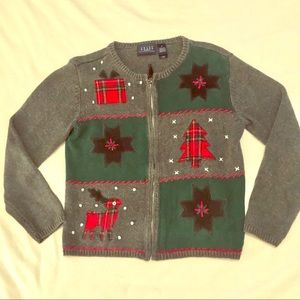 Christmas/Holiday Sweater | Gray Red, Green |M